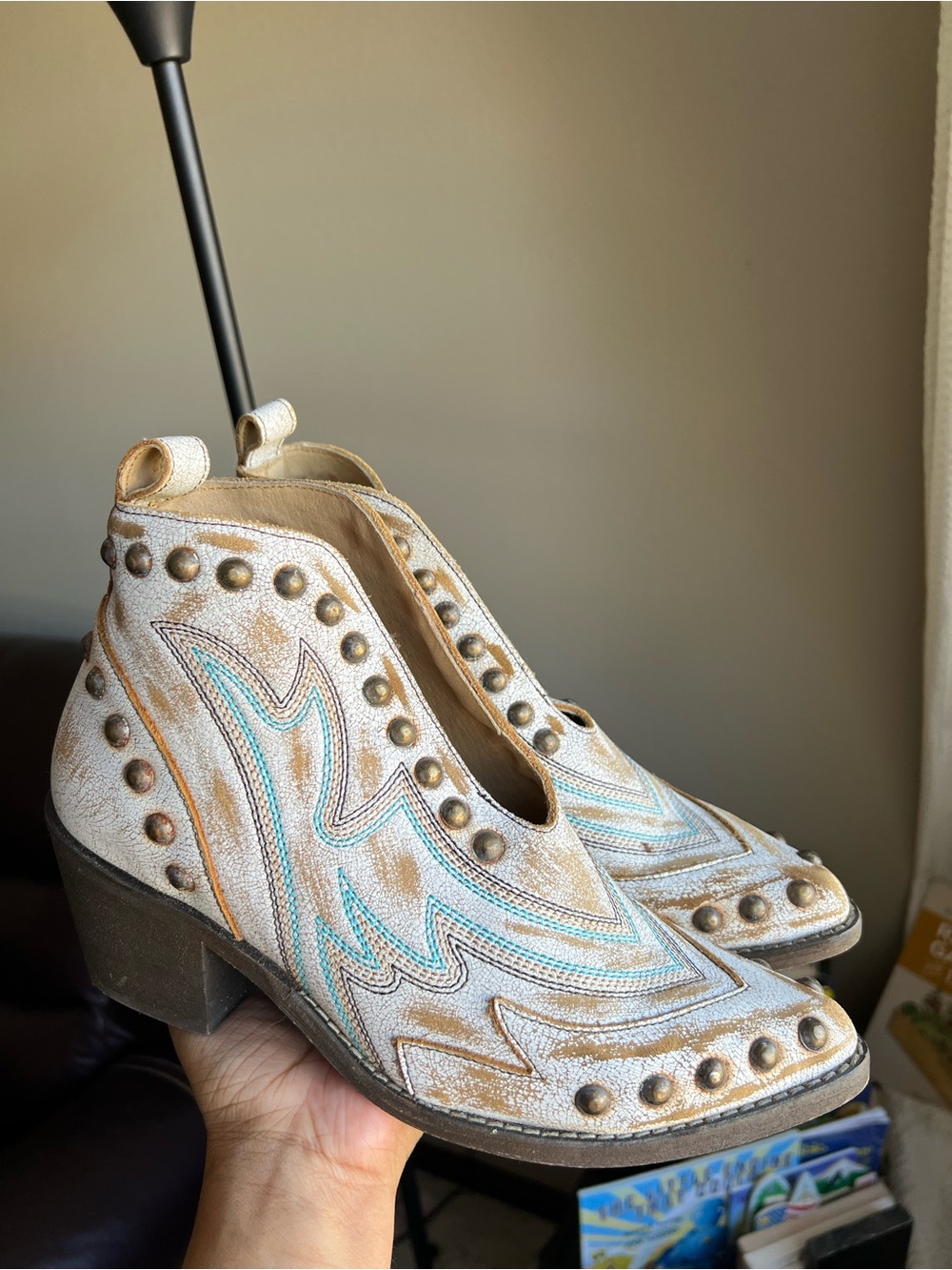 Circle g by corral boots size 8